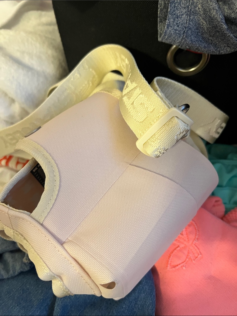 Stanley Light Pink Insulated Beverage Carrier with Cream Strap